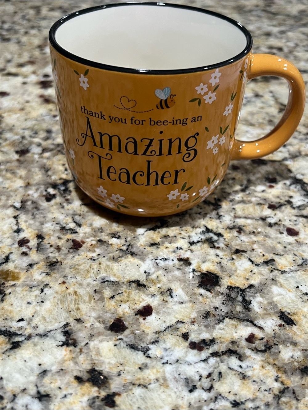 Amazing Teacher Bee-Themed Ceramic Mug - Yellow